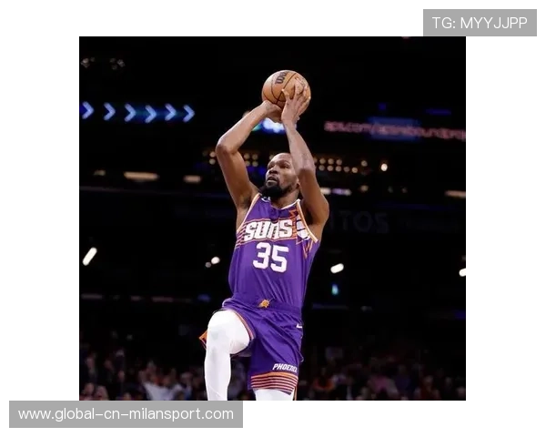 凯文·杜兰特弧顶变向后干拔跳投，太阳锁定末节胜局